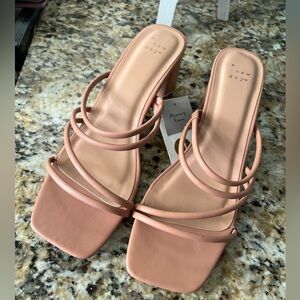 🎁A New Day Blakely heels size 11 NWT